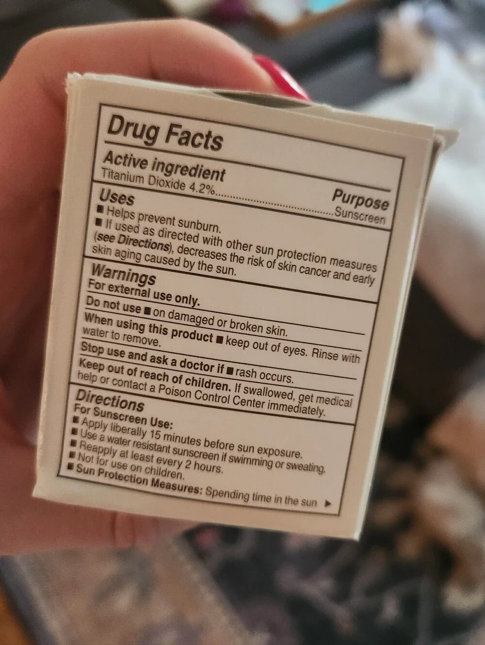 NWT Face Finishing and Firming Tinted Moisturizer